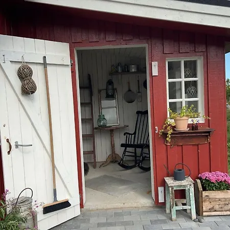 Casa de Férias Sjarmerende Ved Vannet Evja