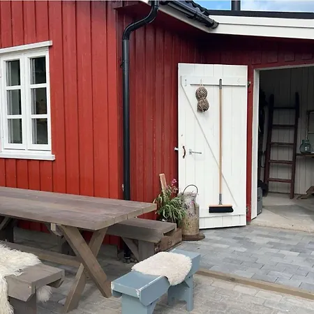Sjarmerende Ved Vannet Evjen